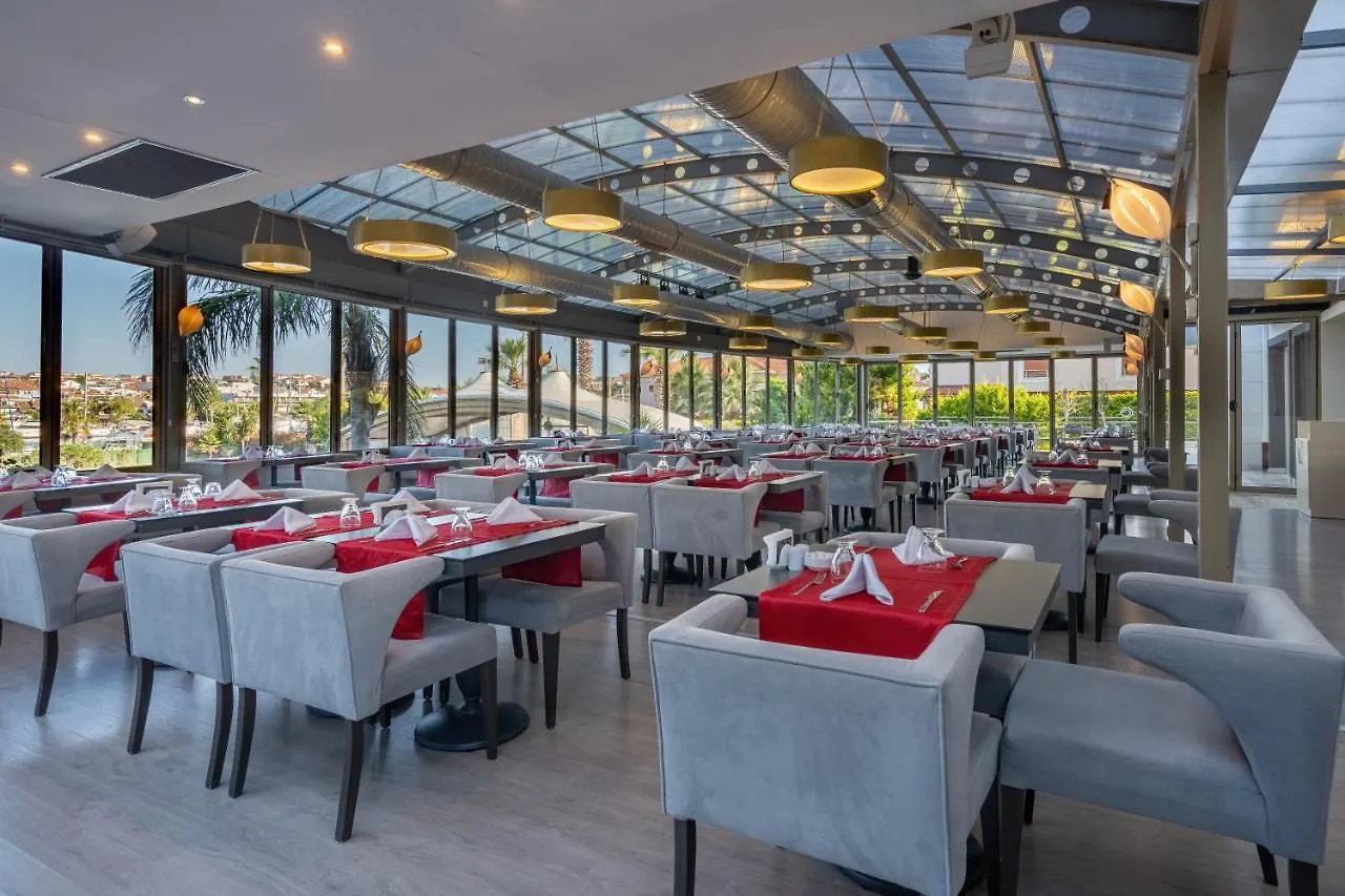 Sisushotel Çeşme